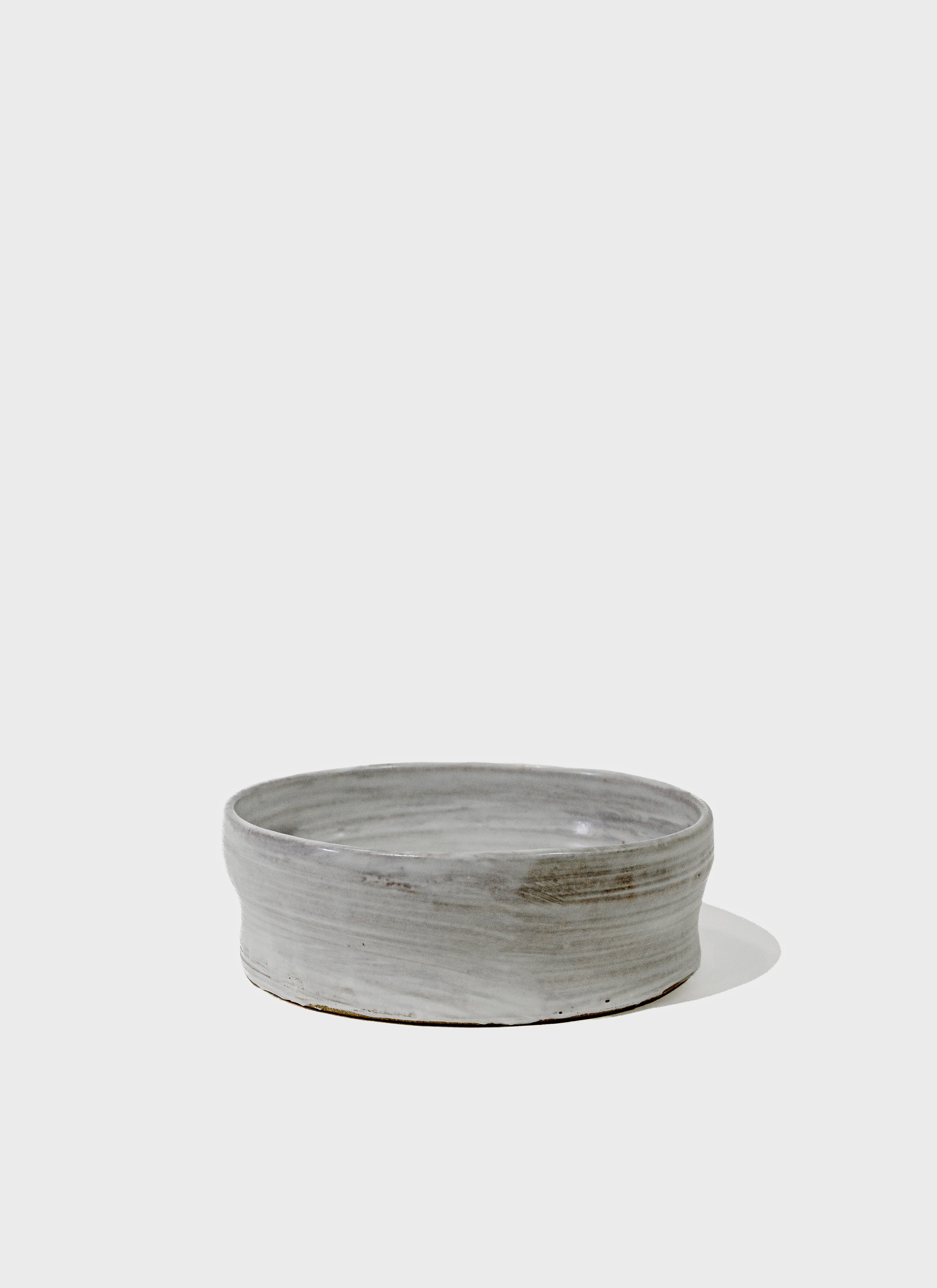 Nuka Off-White Basin Style Ceramic Serving Bowl
