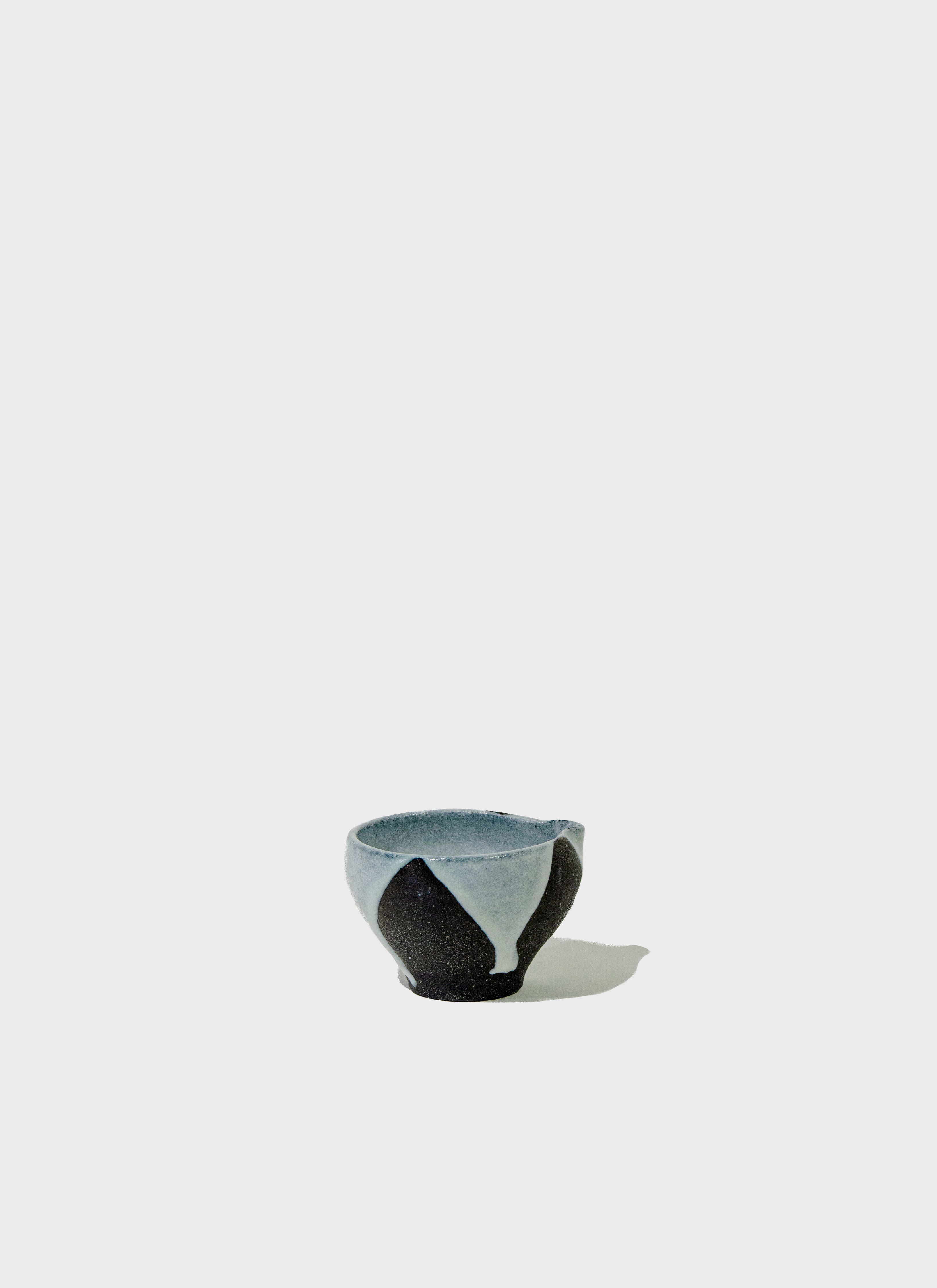 Black Pourer